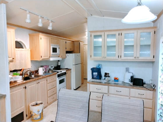 1033hutch.jpg